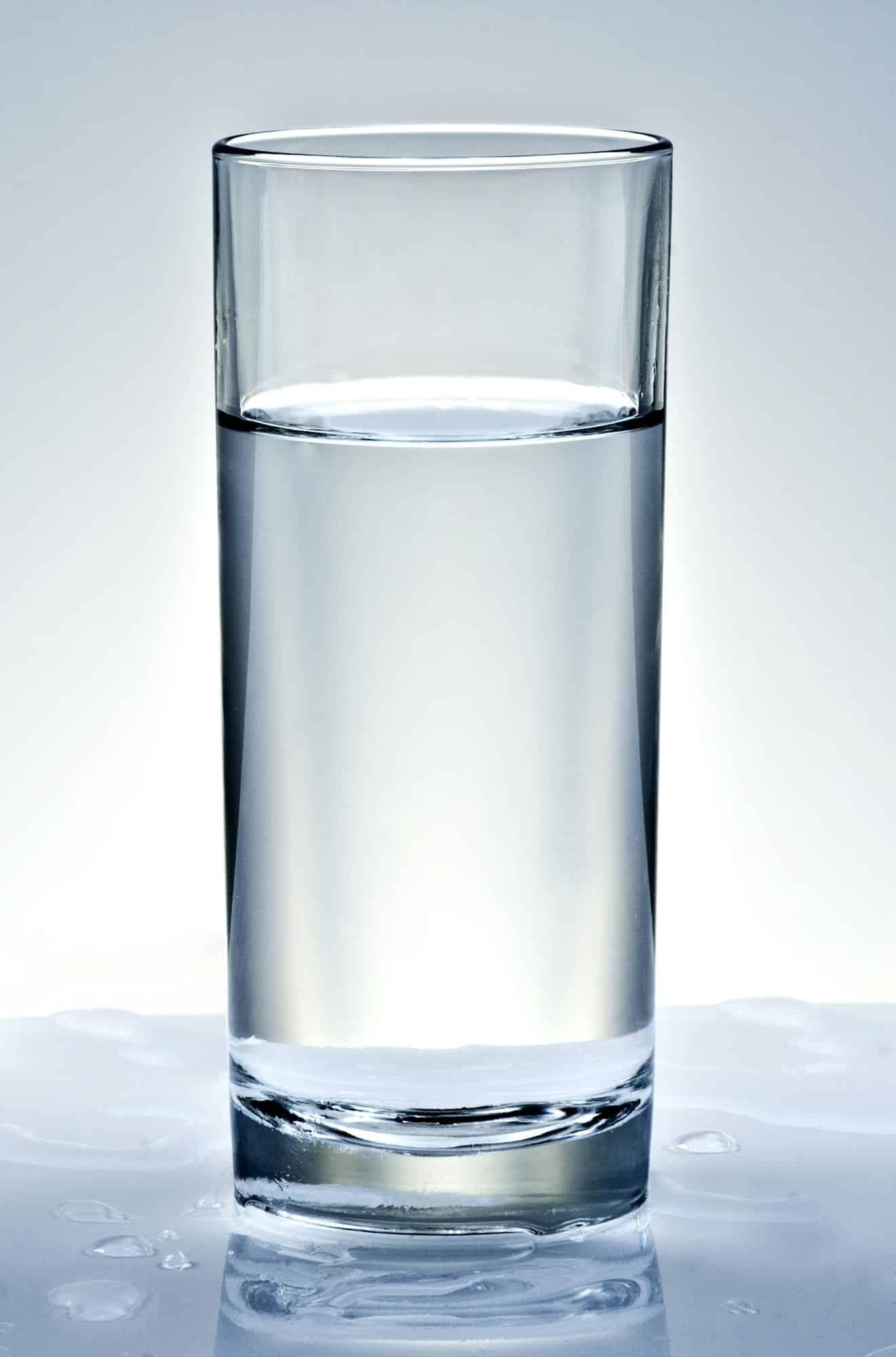 Νερό: 7 συμβουλές για να πίνουμε περισσότερο

